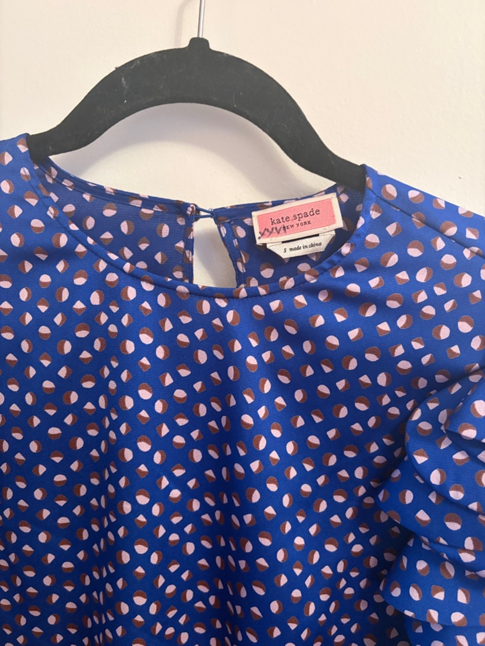 Kate Spade New York Geo Dot satin blouse size small - Picture 6 of 8